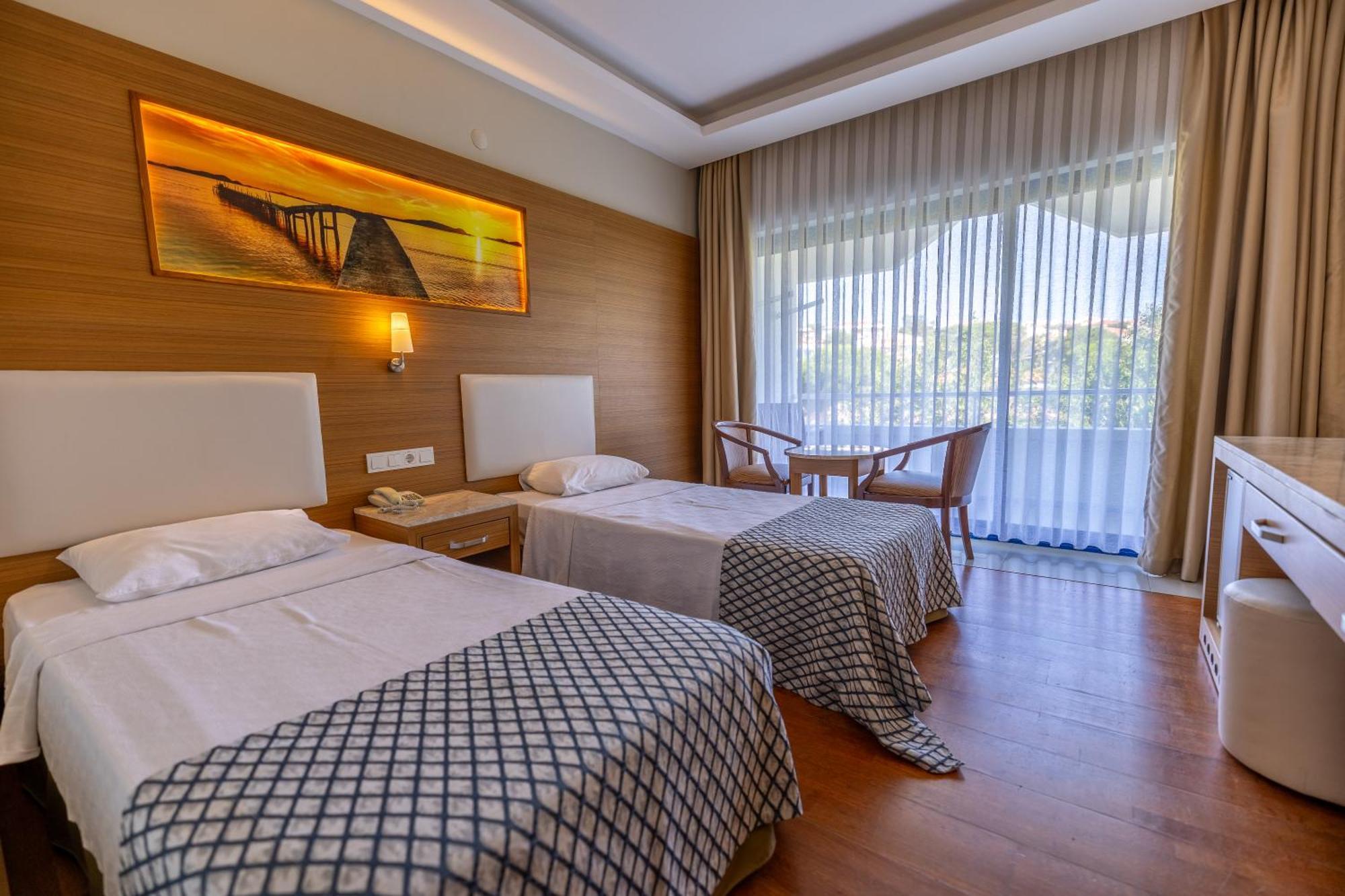 Halic Park Hotel Ayvalı Buitenkant foto